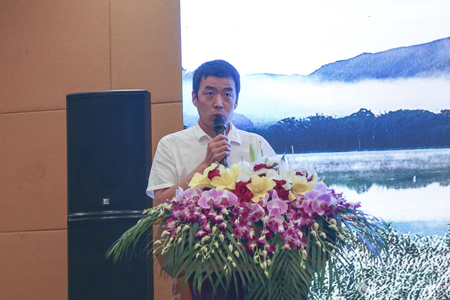 湖北神农架景区2019旅游推介会在沪举行_郭良平