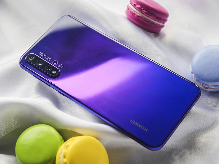 原创40w超级快充 3200万高清自拍 华为nova5 pro售2999元起