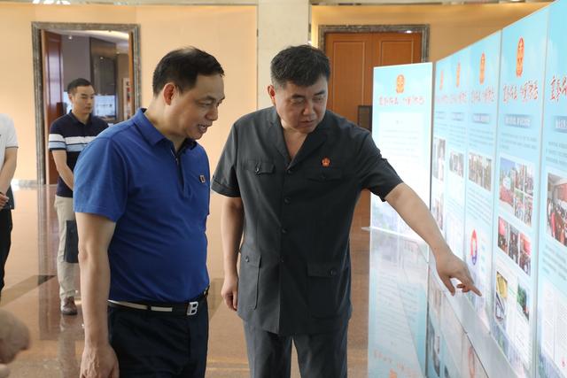 6月20日,中央扫黑除恶第11督导组第1下沉小组龚德龙同志赴门头沟法院