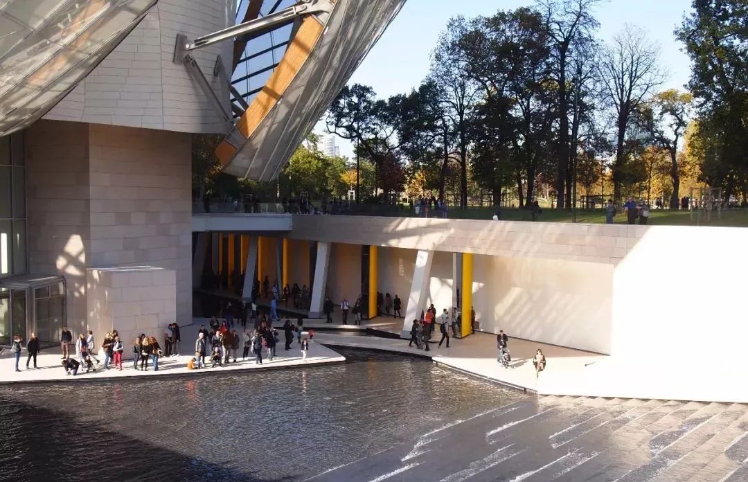 解构主义建筑大师弗兰克盖里10个作品合集来了