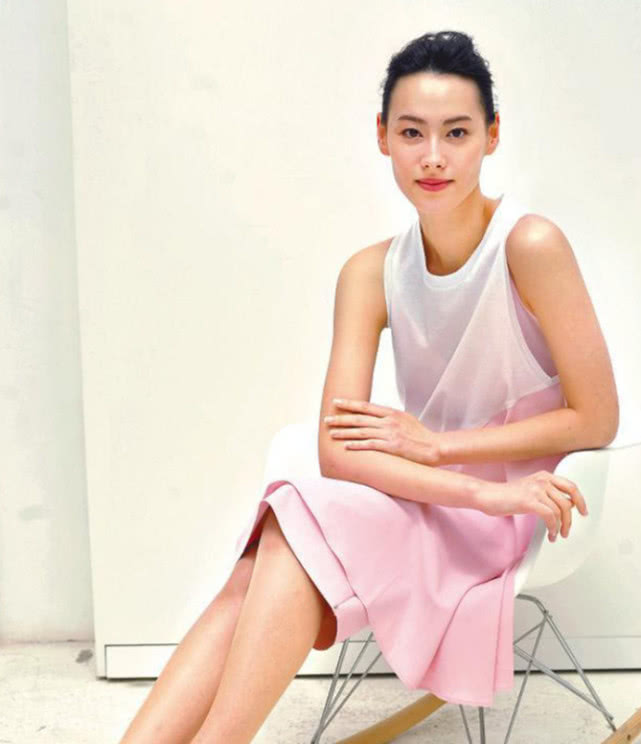 梁洛施31岁生日素颜出镜一脸憔悴与李泽楷分手8年后越来越瘦