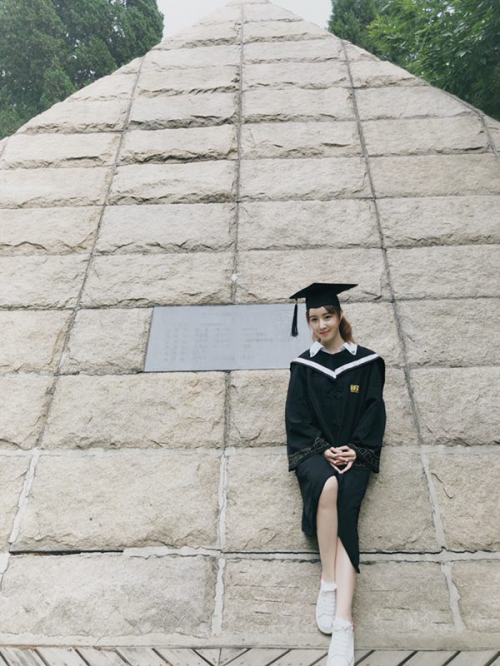权智慧毕业照清新抢镜