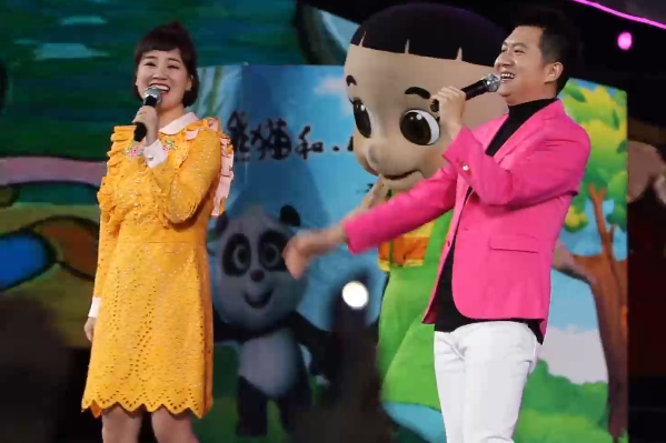 童年cp官宣产女红果果和绿泡泡结婚9年诞下可爱宝宝