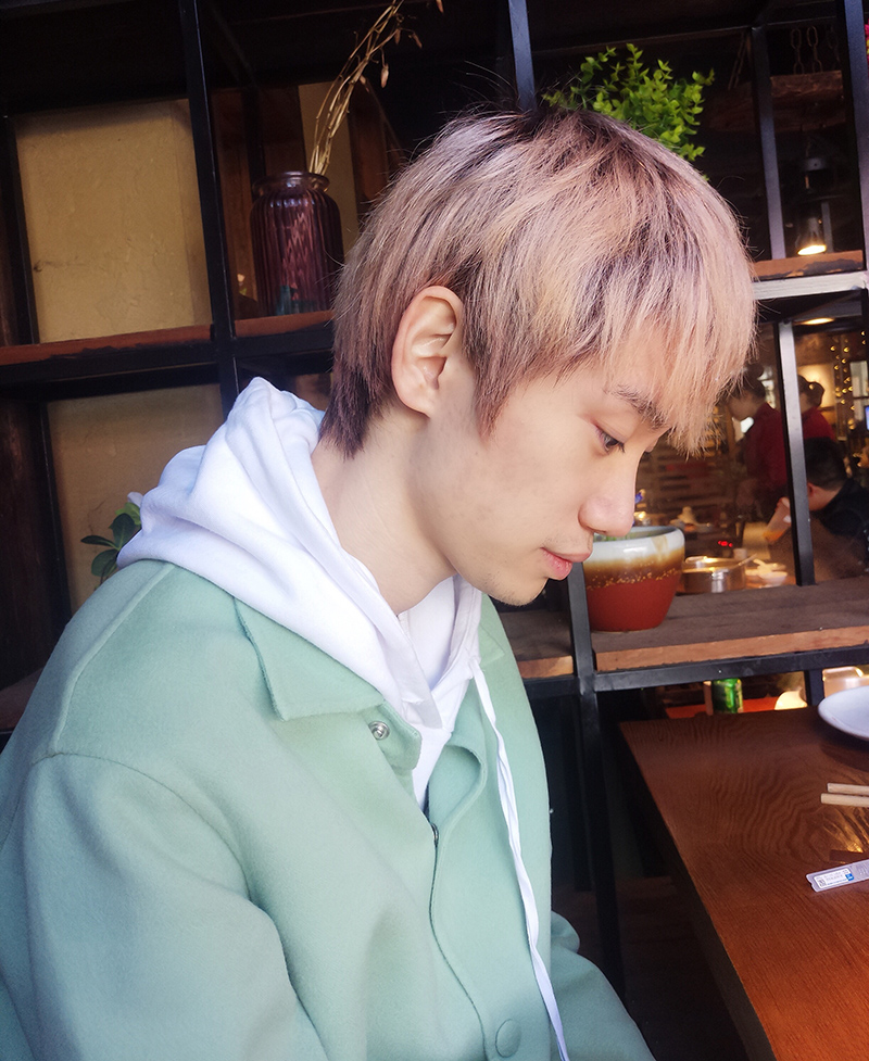 不过要两人一直认真双排是不太现实的,毕竟doinb可是