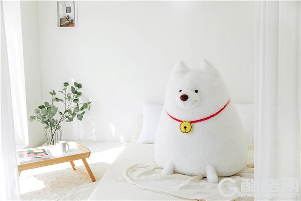 爱迪爱抱抱的萨摩耶,给你最暖心的陪伴龙龙挥舞它的魔法棒,为你下一场