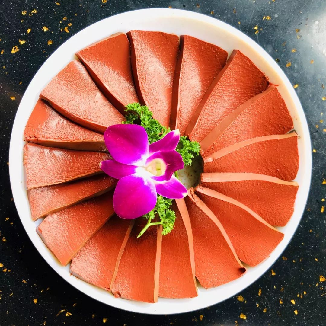 9元抢购原价239元的【朝天门火锅】四人超值套餐,三味锅底 肥牛 羊肉