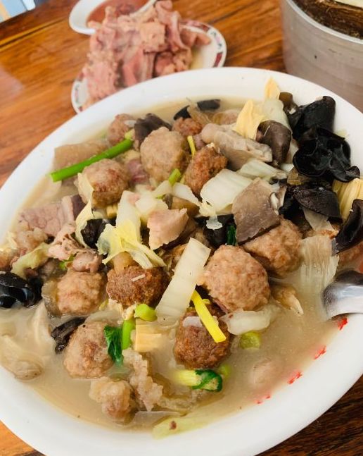 小气鬼烩菜▼,不管是本地吃货觅食还是外地游客打卡,一定少不了老城区