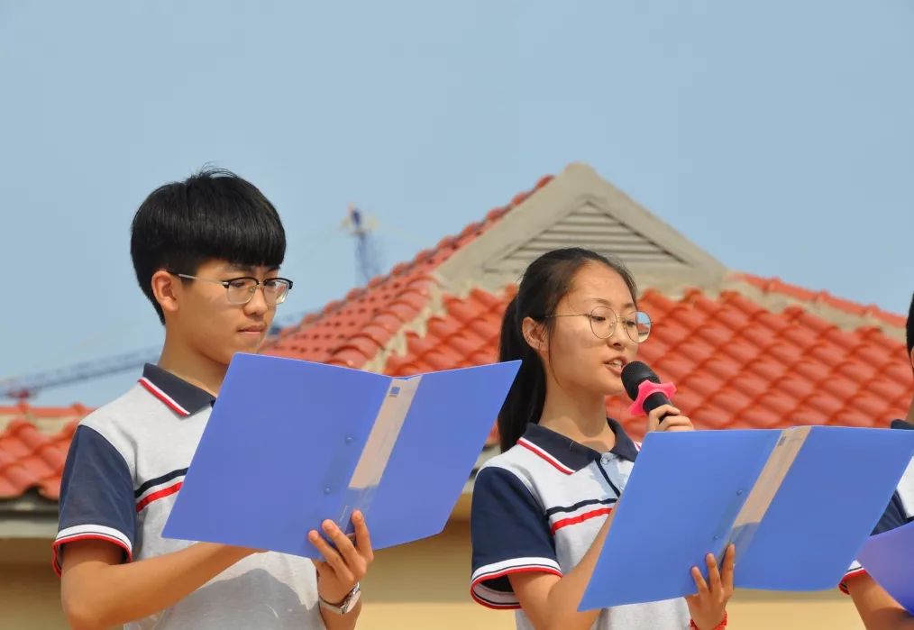 毕业季心怀感恩健康成长威海七中2015级毕业典礼