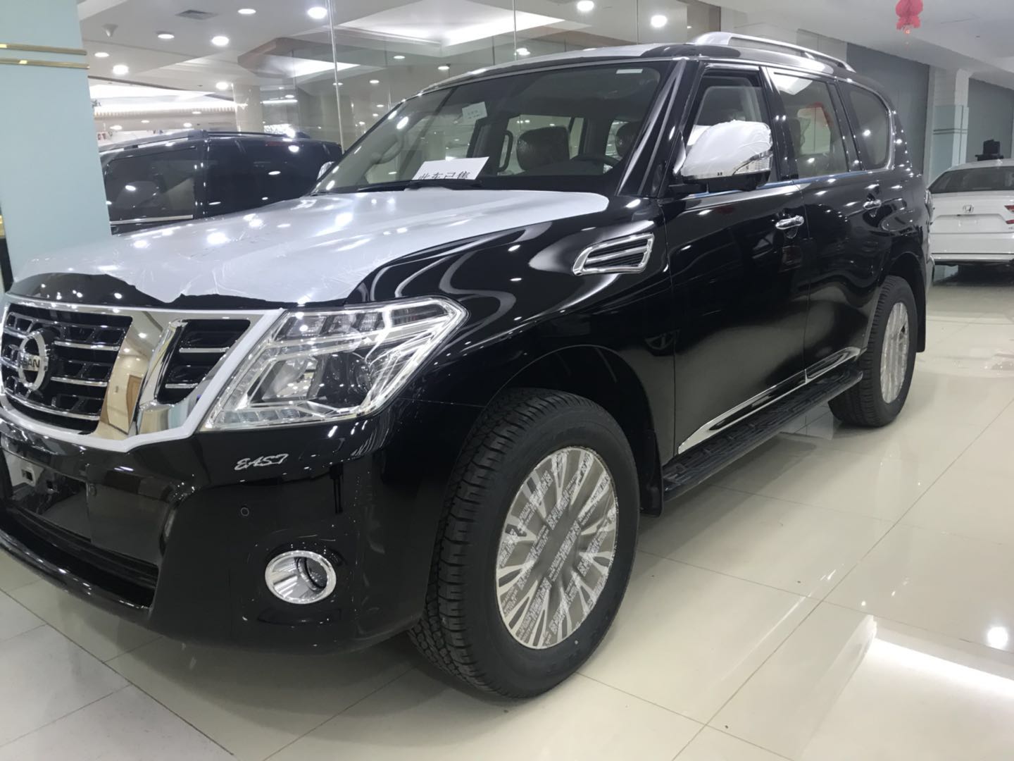 2019款日产途乐y63中东版天津最新报价多少