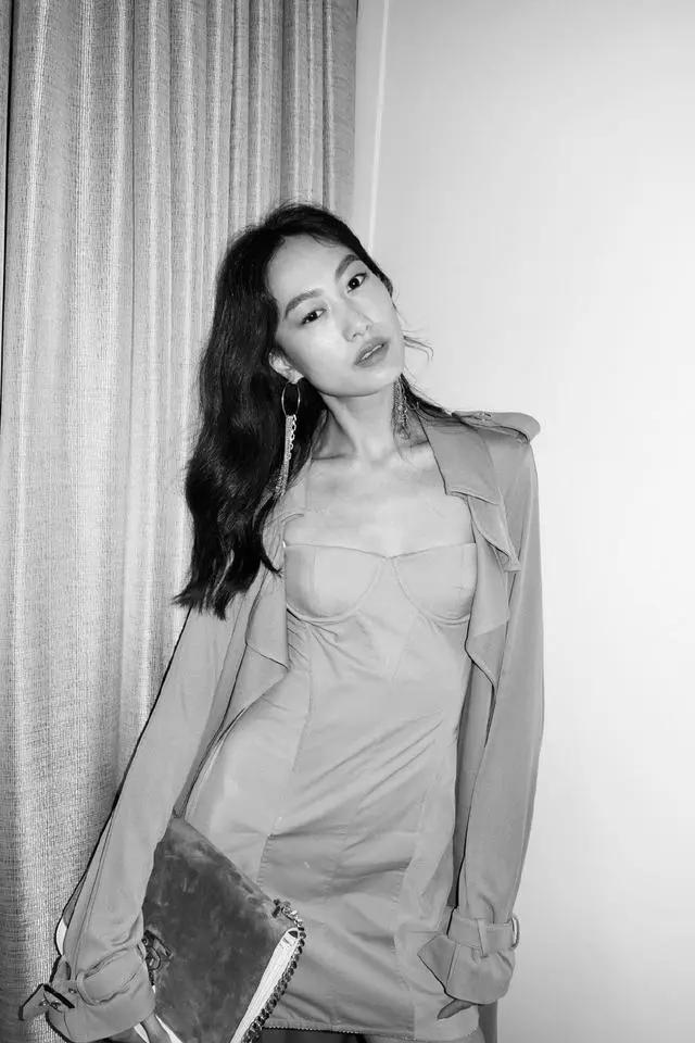 秦舒培性感走秀生图抗打腿玩年美到窒息羡慕陈冠希