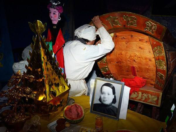 亲人去世的禁忌,这8点千万不要做!_老人