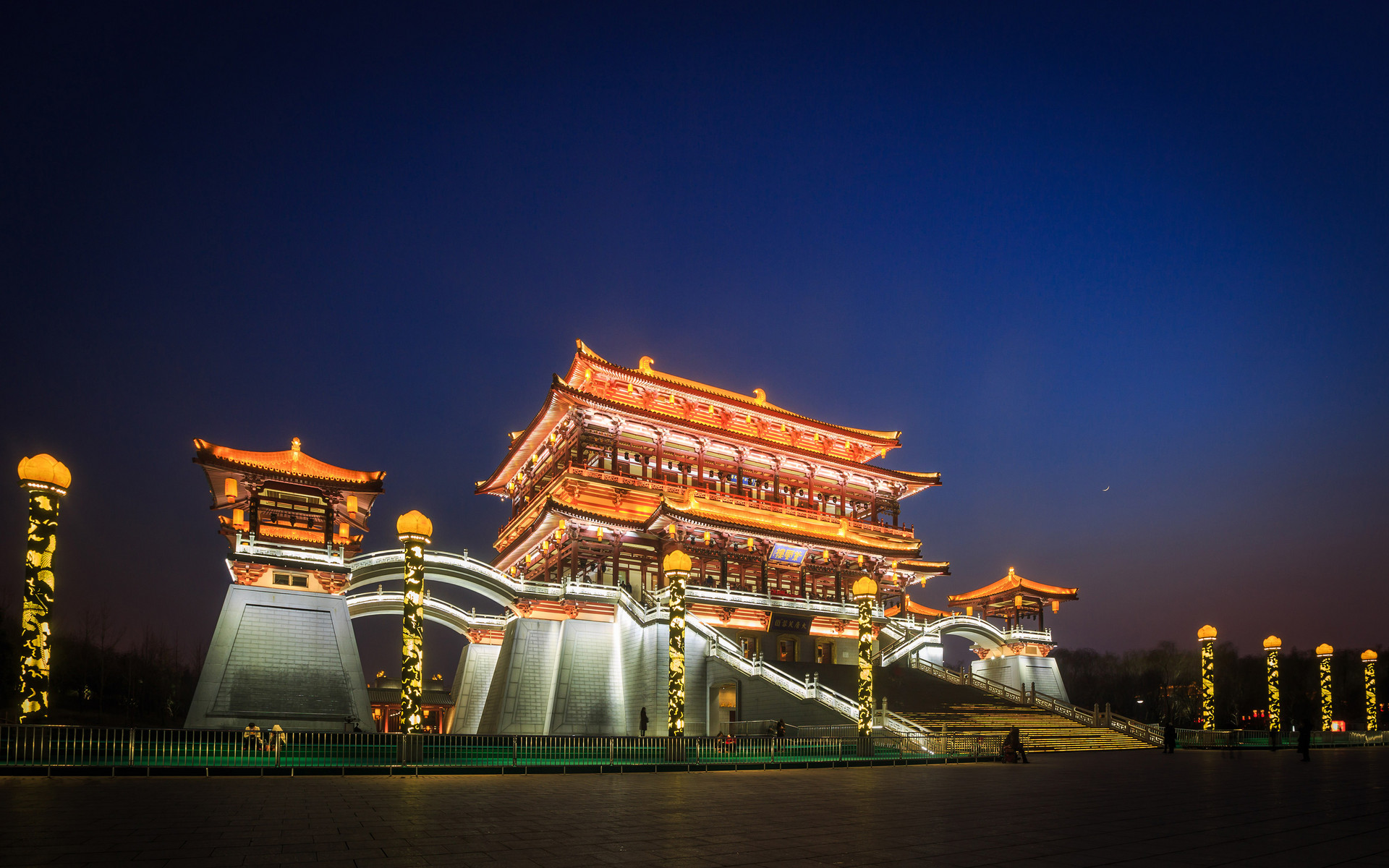 陕西共有9处国家5a景区 其中西安独占4处 全是历史古迹 兵马俑