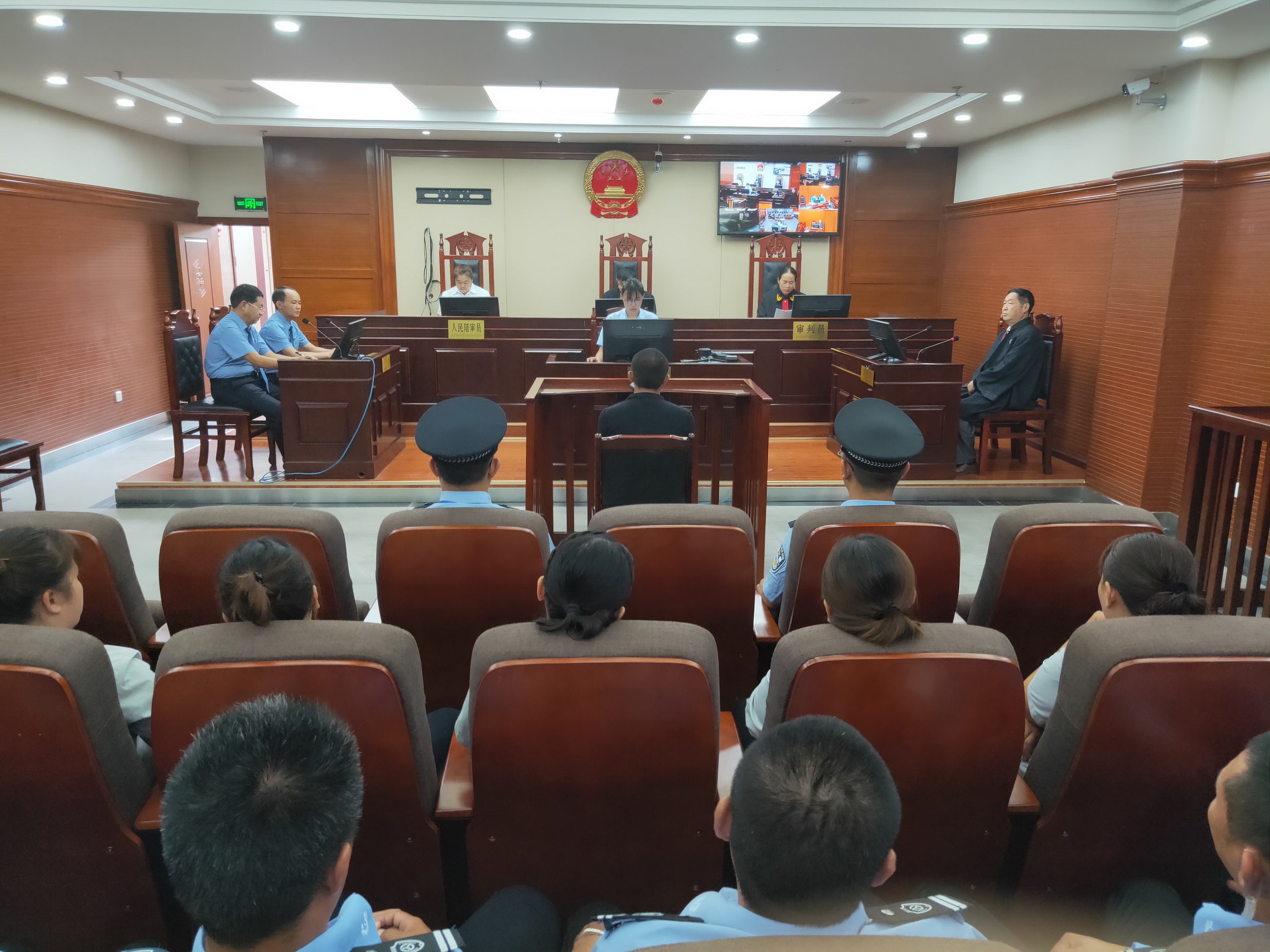 保山施甸法院"禁毒月"开展系列禁毒宣传活动_施甸县