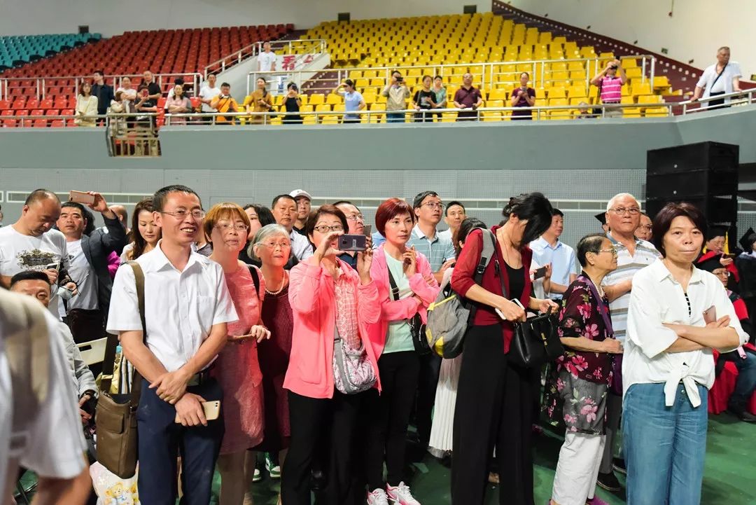 刘宗岱同学从长度,宽度和高度三个角度回顾了自己的大学经历,分享了