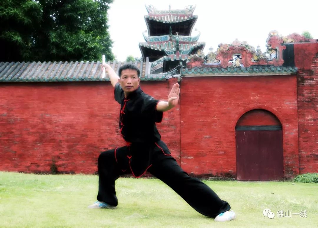 白眉龙形精武馆细孖打到激情澎湃