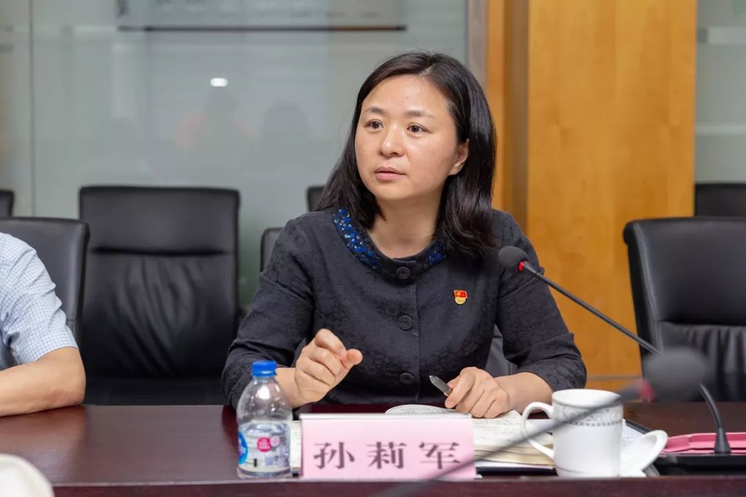孙莉军区生态环境局党组书记,局长刘雪峰从进一步加强学习,研究和落实