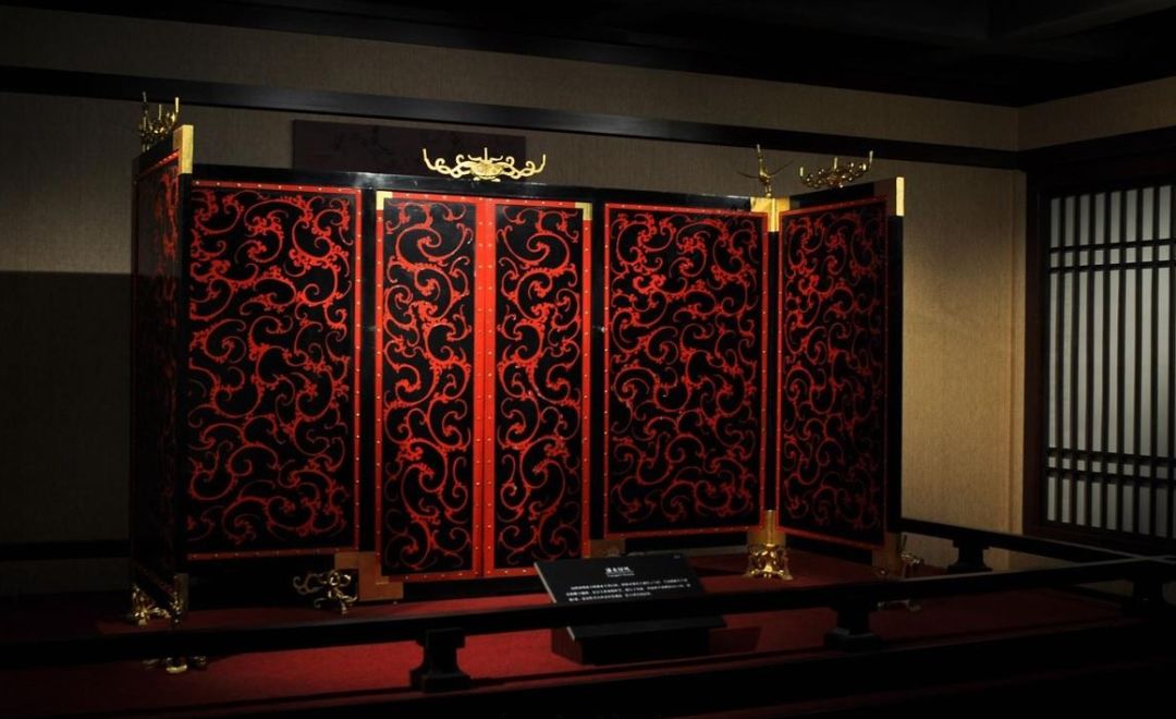 古人为什么要在房子里摆放屏风红木屏风100款