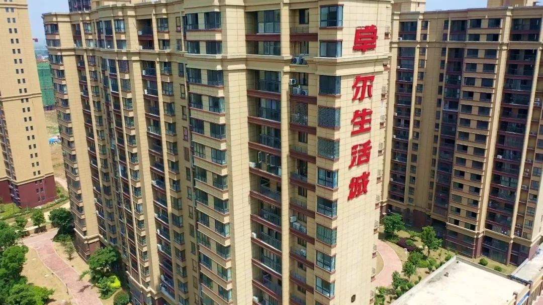 喏,就在这里在卓尔生活城欢乐开唱19:30-21:306月23日海选第一场