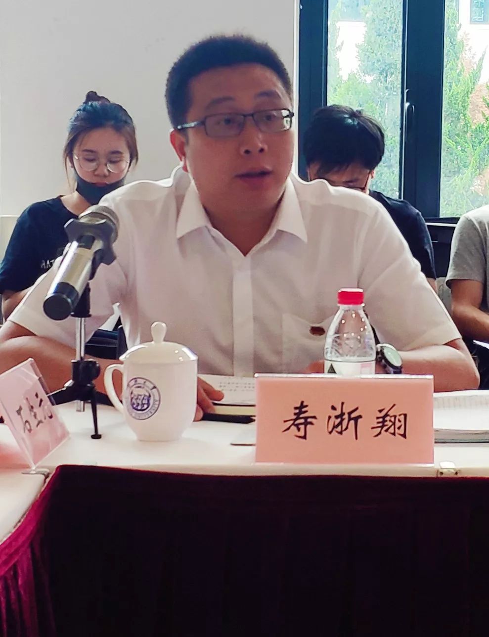 人才政策宣讲及岗位发布赵浪平书记介绍到绍兴是一座值得你走进来的