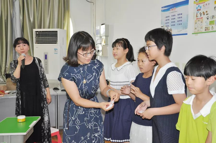 瀚五年6:王淼,孙新甜,杨景越二等奖五年3: 姜懿洋,郭培军,李旭涵五年5