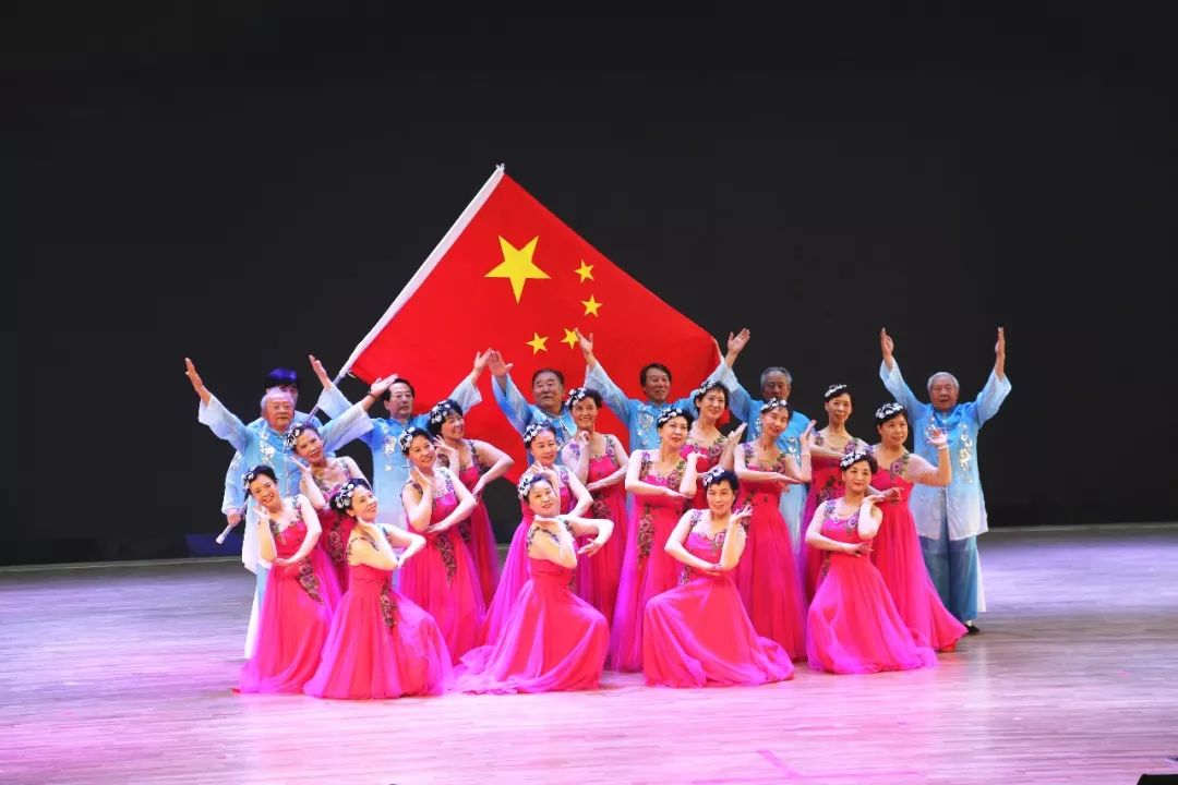 歌舞庆华诞共筑中国梦这场文艺演出吸睛又抢镜