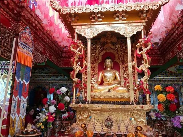 十二药叉大将修法灵验无比智噶寺药师殿开光法会华曲活佛亲自加持的