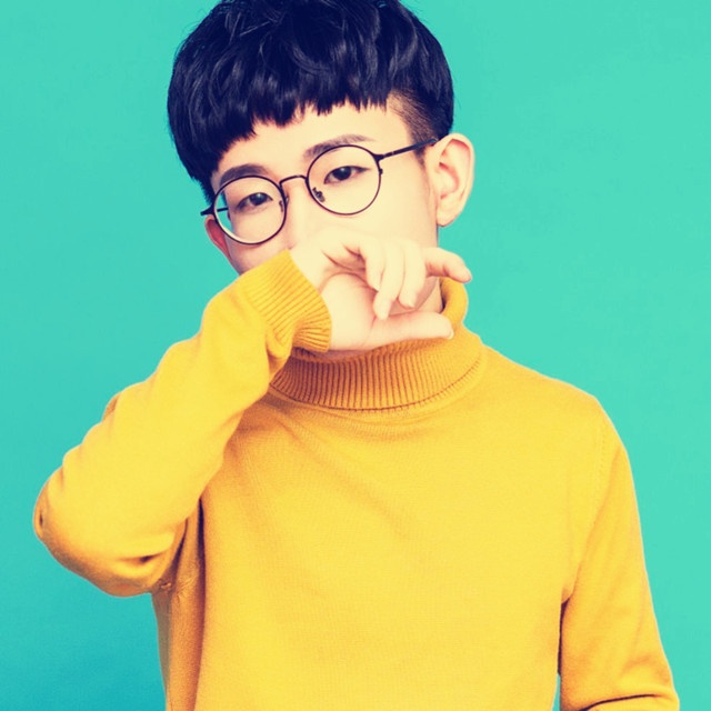 虎牙主播用燃烧瓶吃鸡?不求人都没这样的操作,光子官方都力挺他