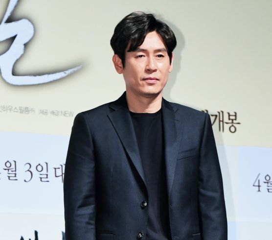 薛景求:人物的一生都在他的脸上这位57岁的韩国影帝,生活中却有"反差