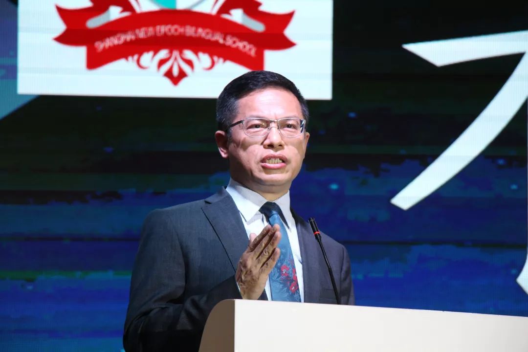 李海林校长送给上海新纪元双语学校首届国际部毕业生的祝福