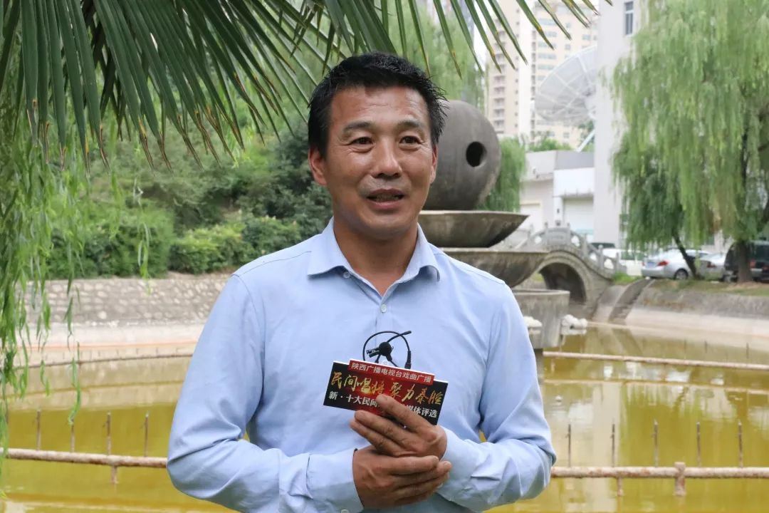 秦腔陕甘戏迷争霸赛年终总冠军,陕西民间木偶传承人,受教于著名演员