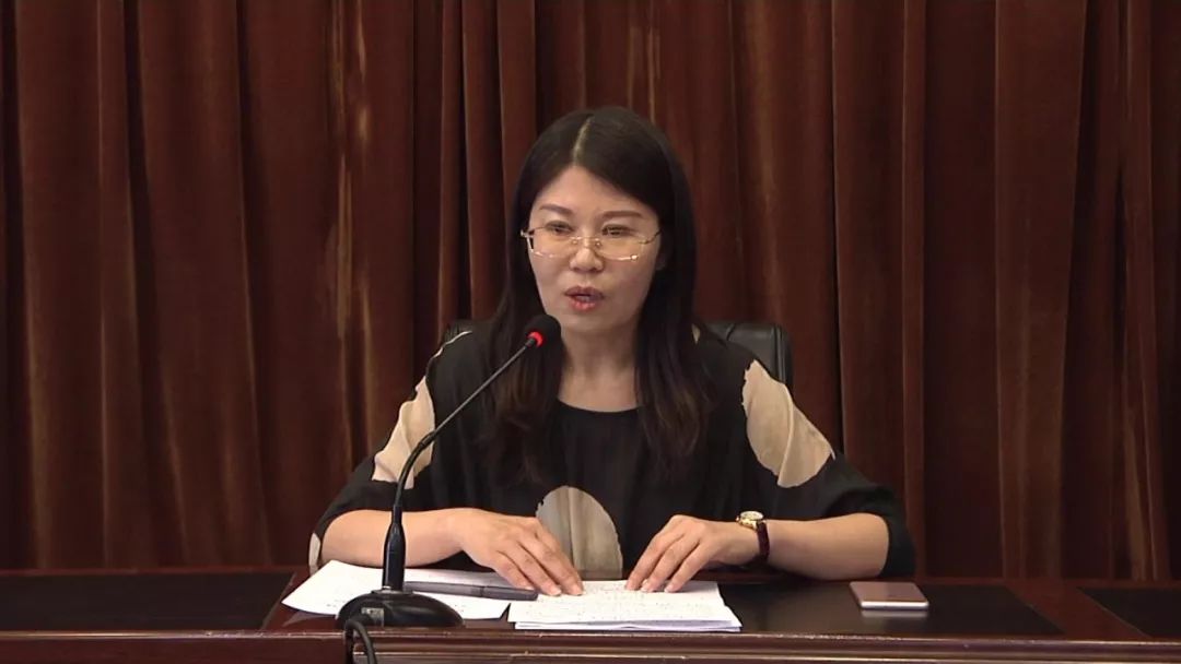 王艳丽按照要求,我们要求所有的烧烤店6月底以前,全部完成整改工作