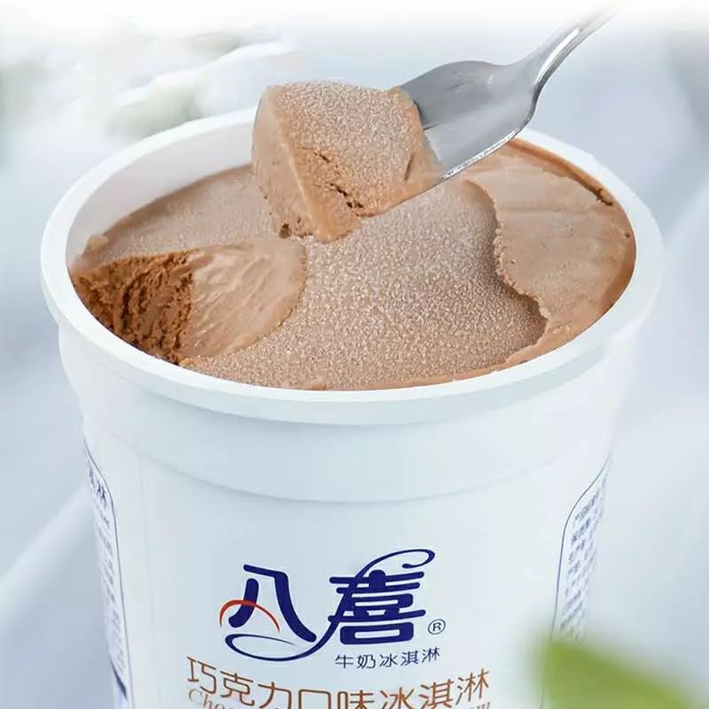 冰爽一夏从吃冰淇淋开始万德隆邀您邂逅夏季甜蜜时光