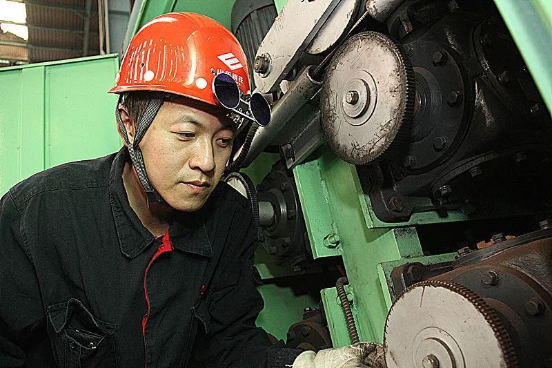 是时候"曝光"一下这位"辉哥"了.