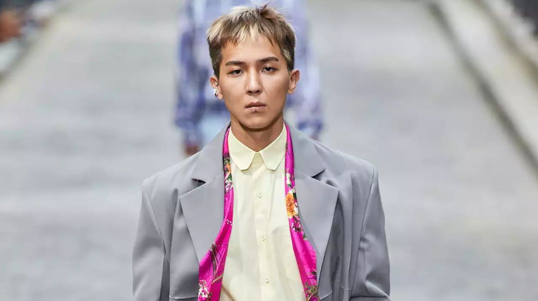 酷盖男孩rapper宋旻浩路易威登t台首秀