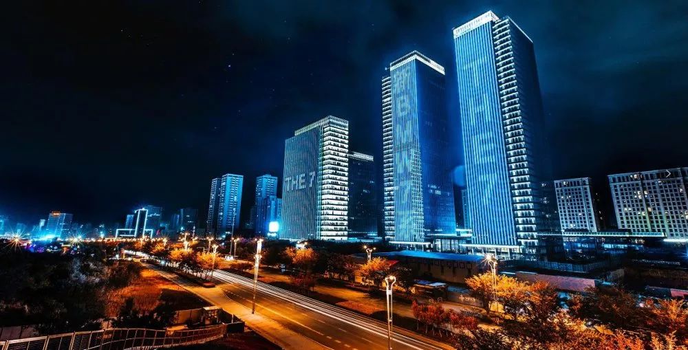 新bmw 7系乌鲁木齐上市会在绿城生活广场盛大开启6月21日尽显磅礴恢弘