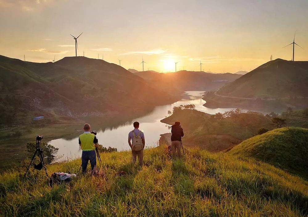 7月桂林南山牧场,龙脊晒衣节,漓江风光专业摄影团