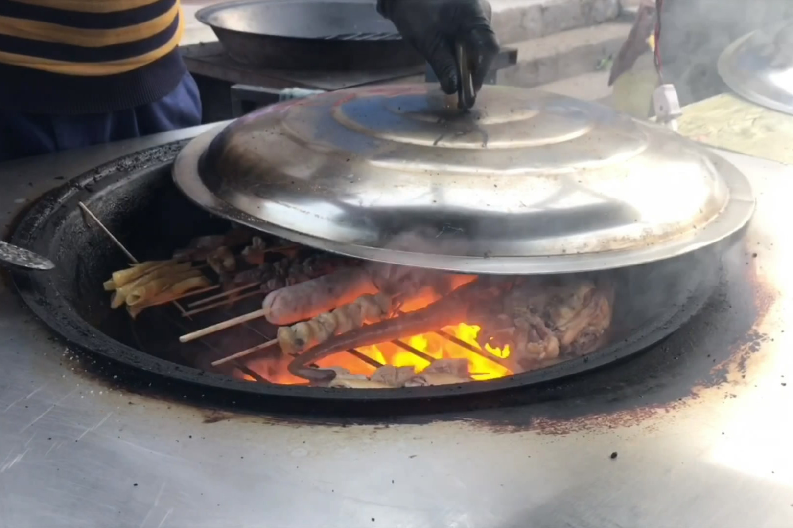 熏制品,有这淡淡的糖熏味道,吃起来非常棒