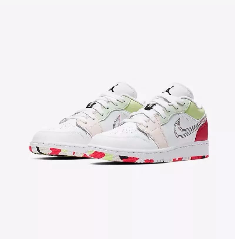 ▼糖果色air jordan 1 low(货号554723-176)这个夏日,注定属于aj low