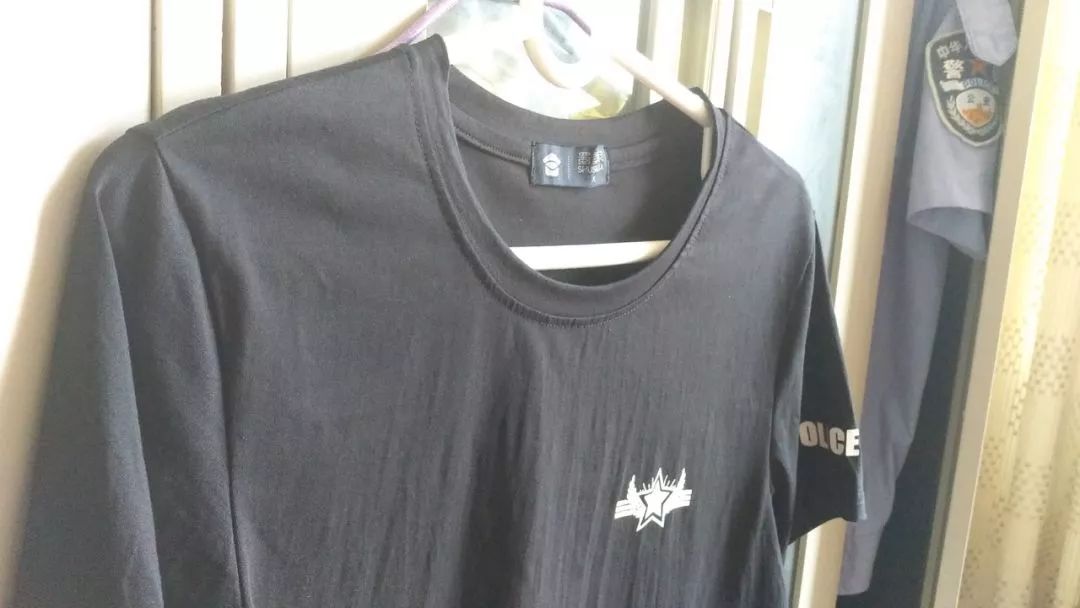 为什么警察下班后都不愿意穿警服