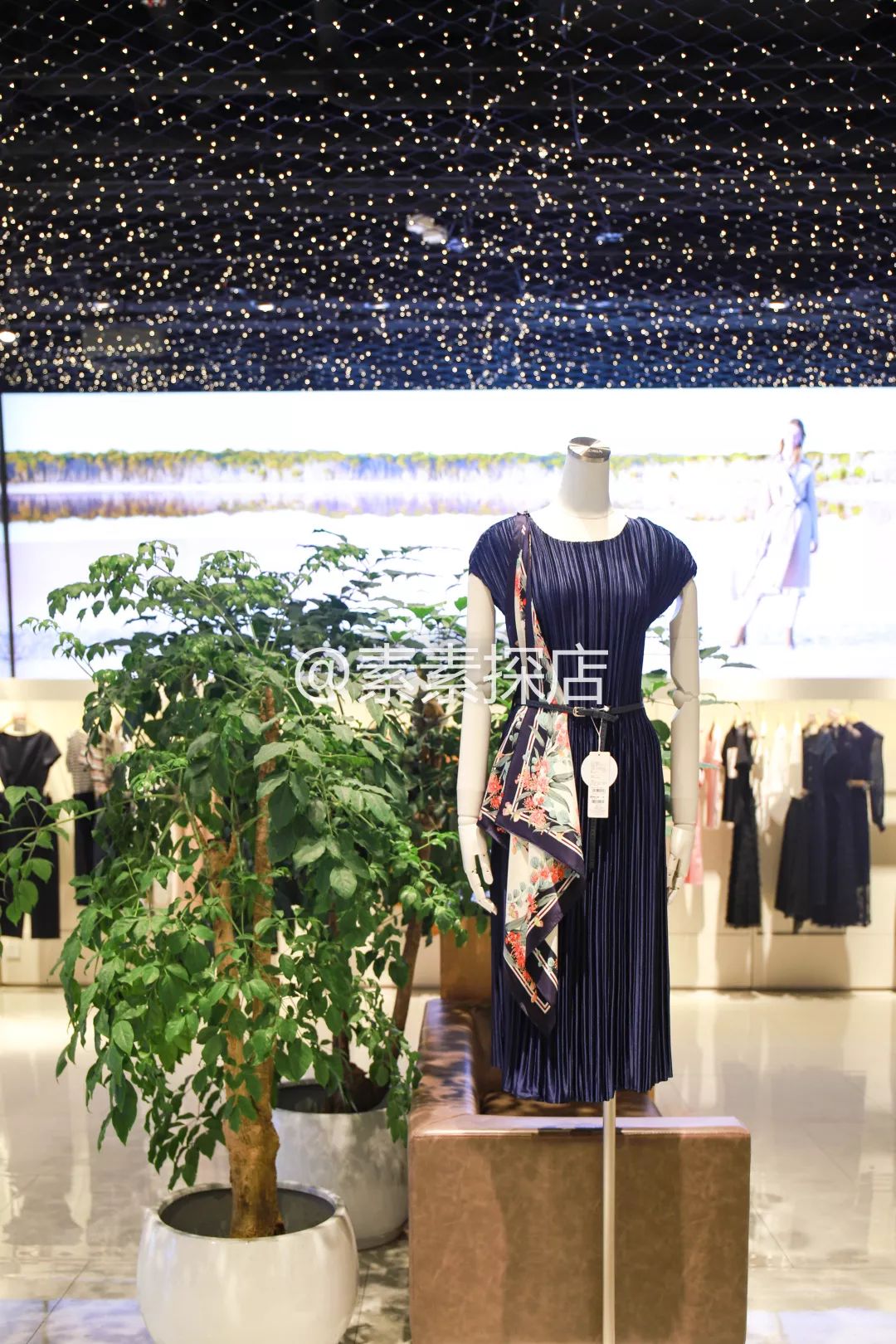 素素探店丨买完衣服做个spa美个yong这样的贵妇生活来万象城w时区分