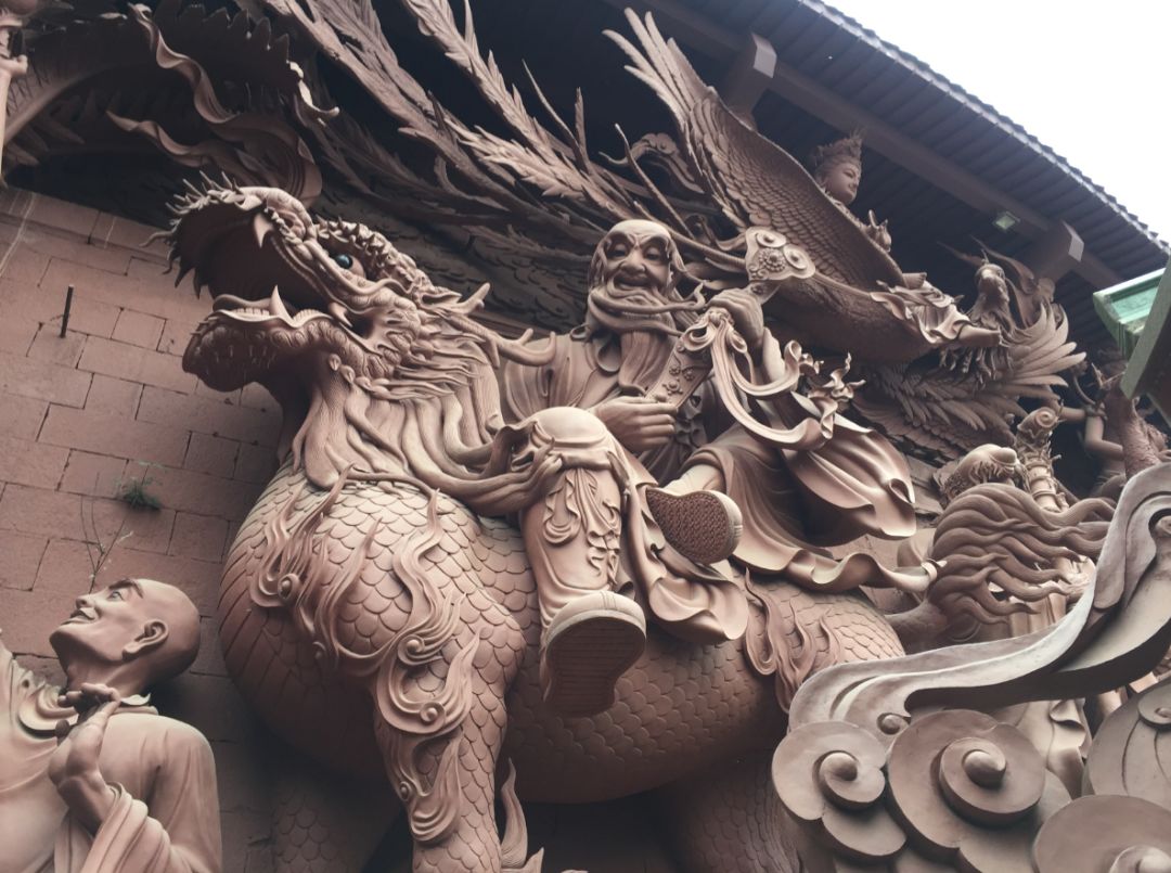 绵阳圣水寺雕塑图片
