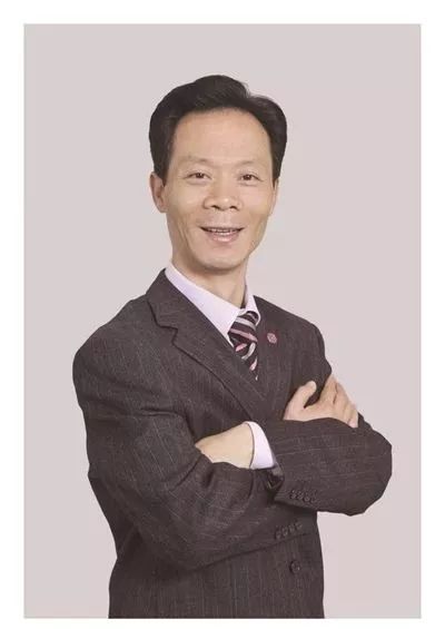 21年前温州小伙当掉妻子金首饰拿去创业如今开出30多家连锁店