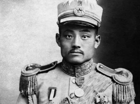 他是湖南军阀,臭名昭著,大摆寿宴敛财,种大量鸦片,遭军统暗杀_张敬尧