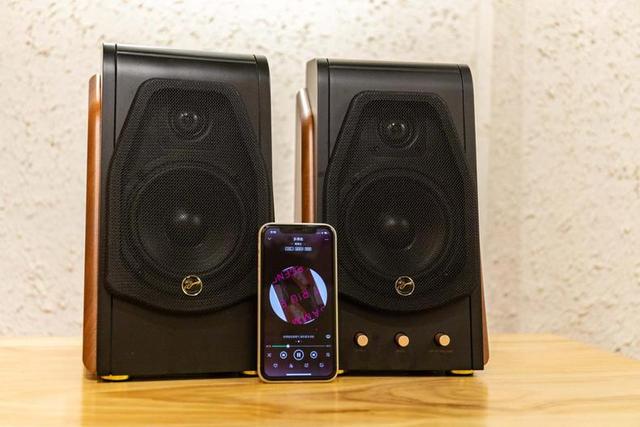 20年后的复刻依旧动人心弦,惠威m200音箱体验