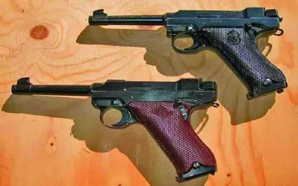 1914年到1918年,德国只生产2万支炮兵型鲁格p08手枪,印因此,这把枪