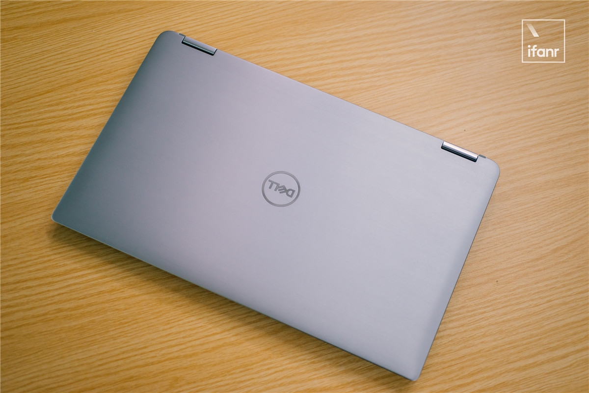 戴尔latitude7400二合一本验货翻转变形出发