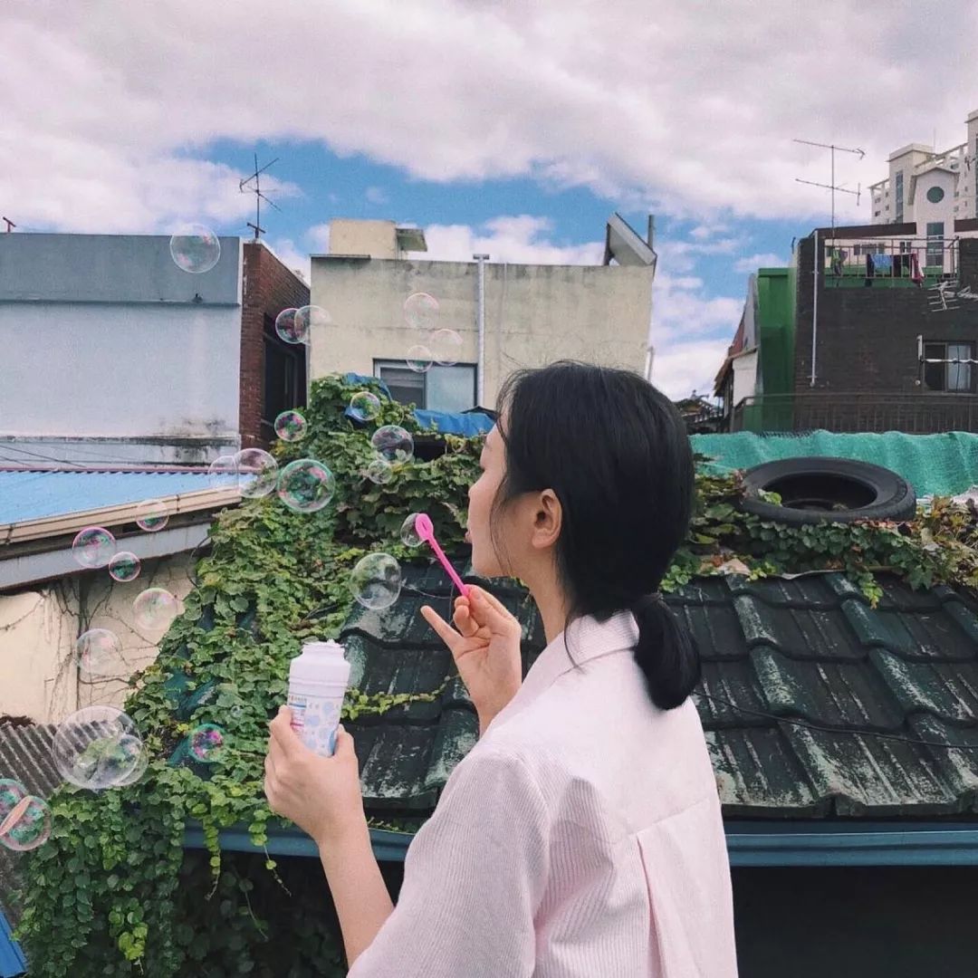 女生头像丨真正的绝望是从放弃希望开始的