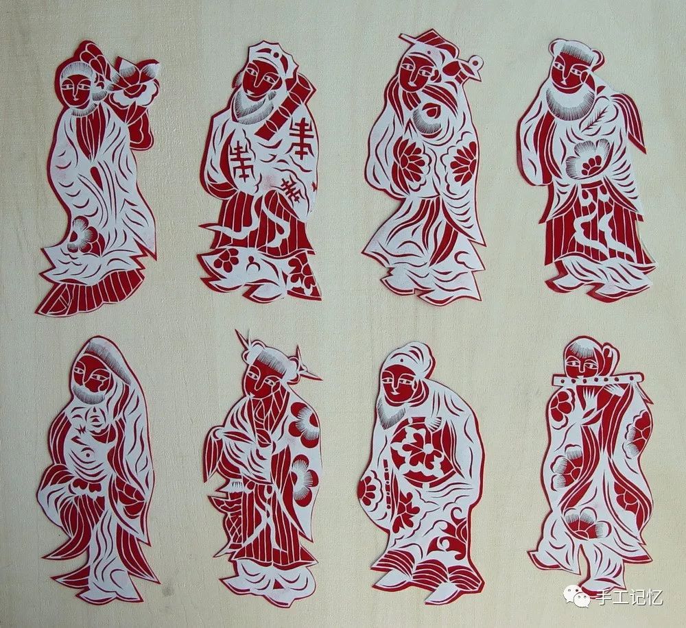 栾淑荣的剪纸代表作《八仙》鲁汉收藏这张汉钟离只有10厘米高放大数倍