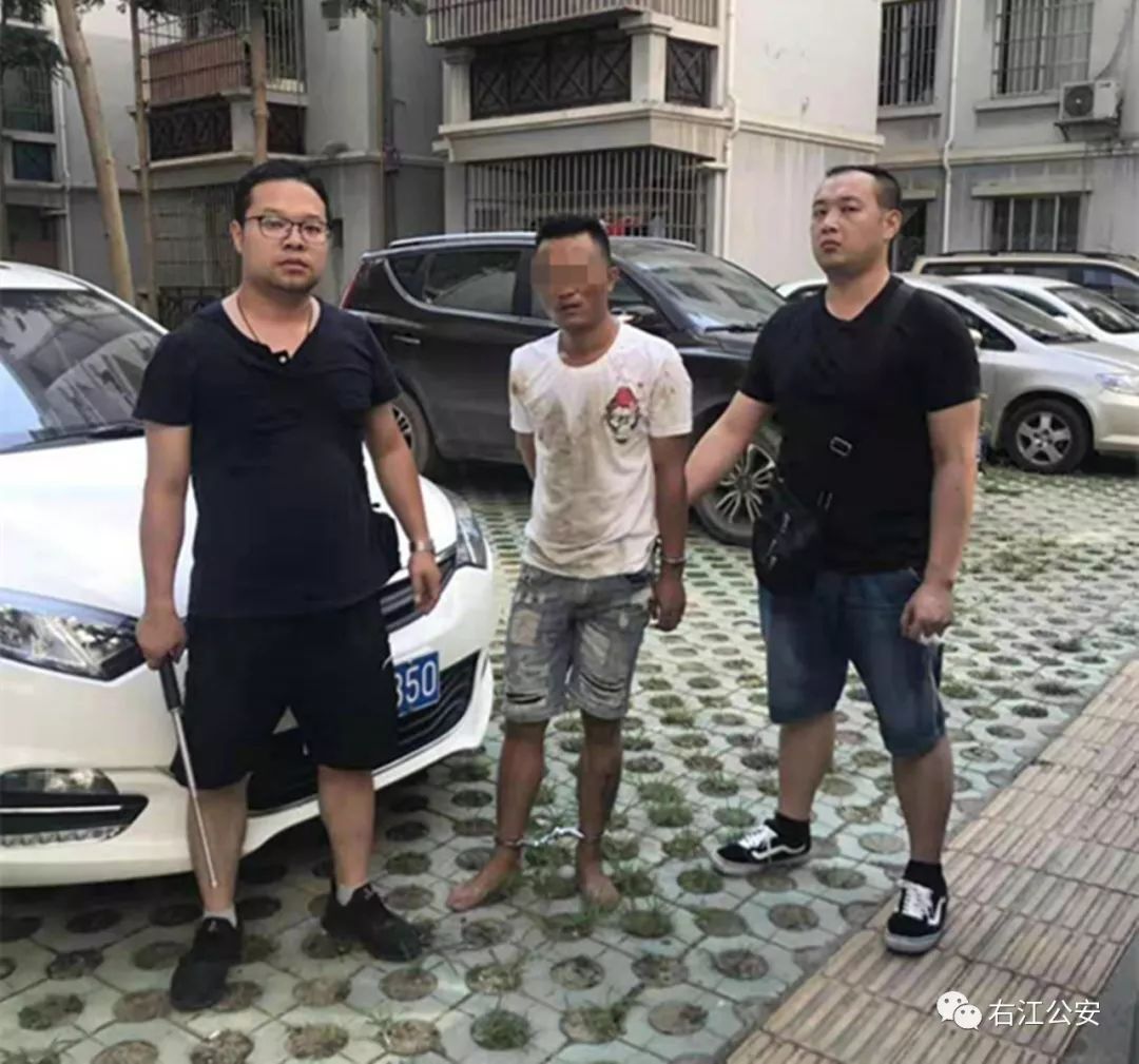 这种精神也深深感动了大家,作为一名辅警,他长期奋战在研判,抓捕一线