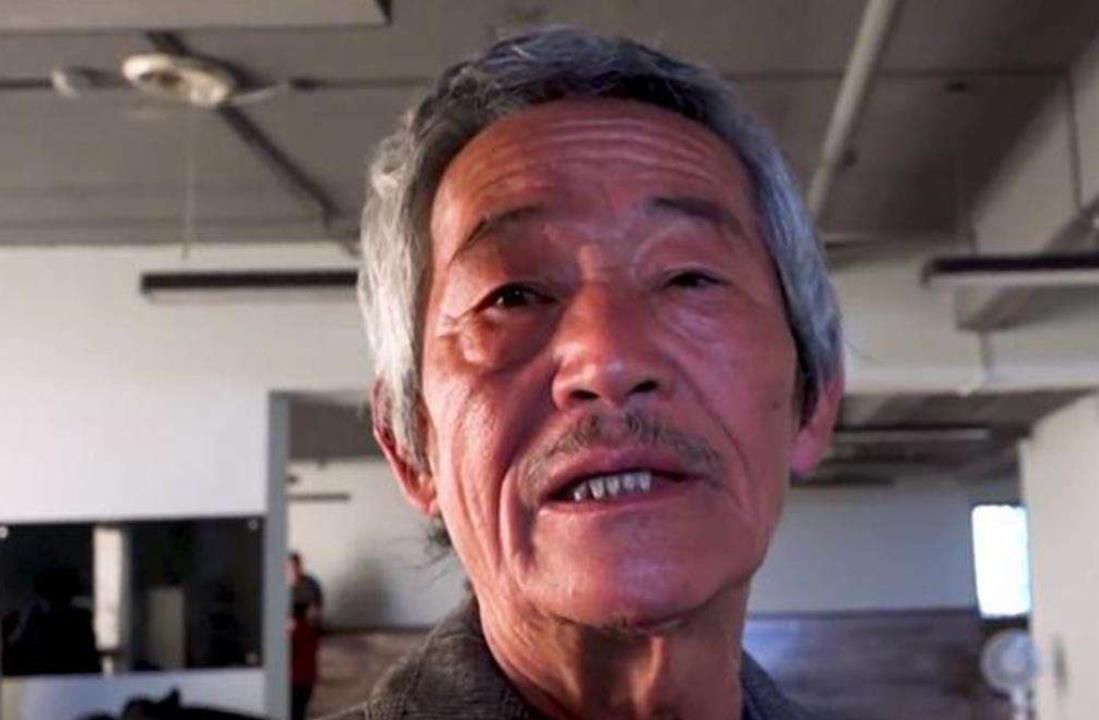 原创曾是国家一级演员今无戏可拍沦为网红粉丝打赏却全部拒收